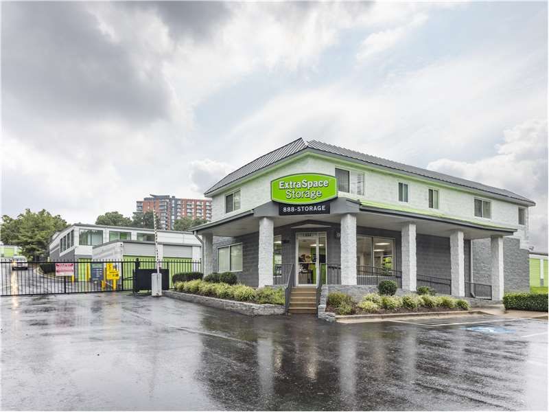 Extra Space Storage  11850 Parklawn Dr in Rockville, MD