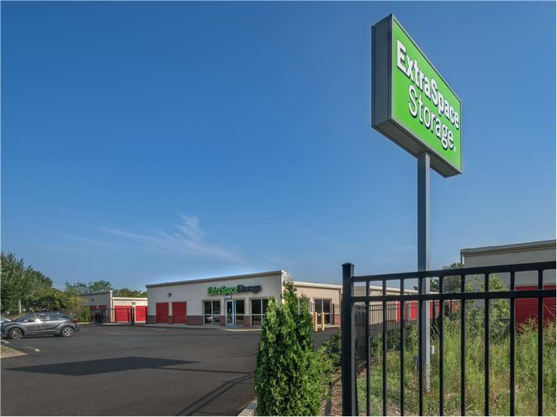 Extra Space Storage  1835 E Main St in Duncan, SC