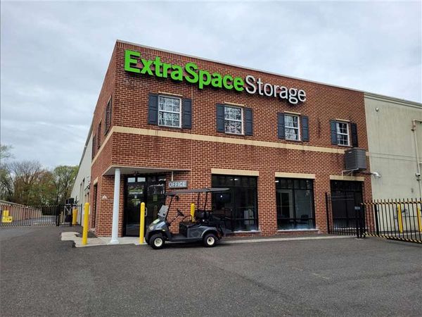 Extra Space Storage facility at 800 Route 206 - Bordentown, NJ