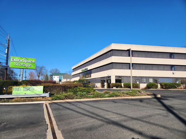 Extra Space Storage facility at 1229 US Highway 22 - Mountainside, NJ