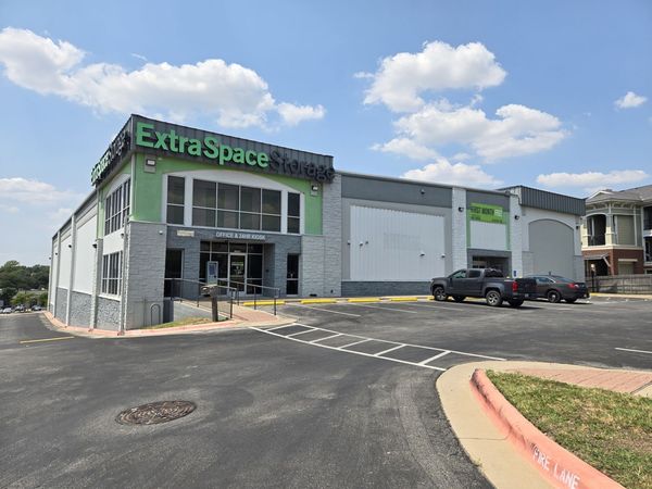 Extra Space Storage facility at 12506 N Lamar Blvd - Austin, TX