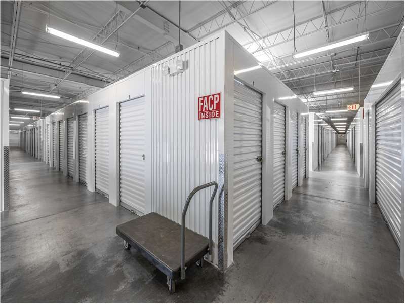 Extra Space Storage  2220 Capital Blvd in Raleigh, NC