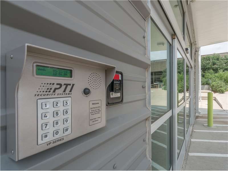 5×5 Self Storage Unit in Dallas, TX 7701 Banner Dr Dallas, Texas 2