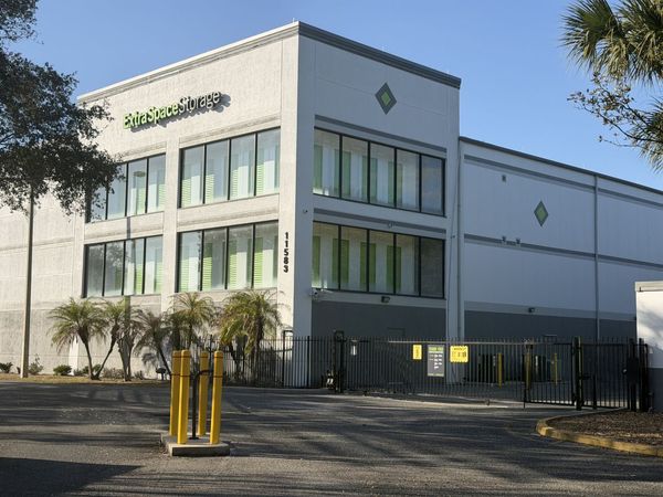 Extra Space Storage facility at 11583 University Blvd - Orlando, FL