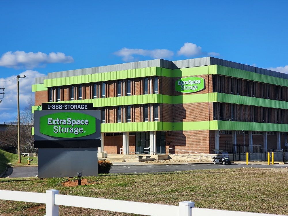 20×10 Self Storage Unit in Winston-Salem, NC 2080 Old Lexington Rd Winston-Salem, North Carolina