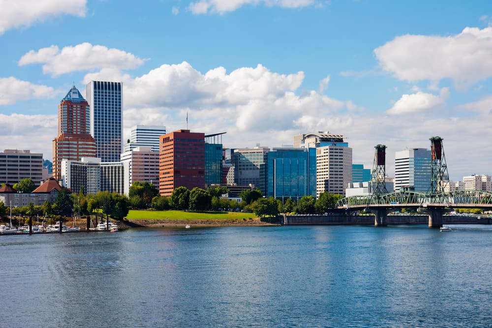Article image for: How Much Does Hiring a Moving Company Cost in Portland, OR?