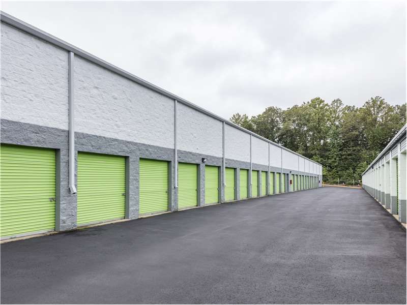 Extra Space Storage  6102 Freds Oak Rd in Burke, VA