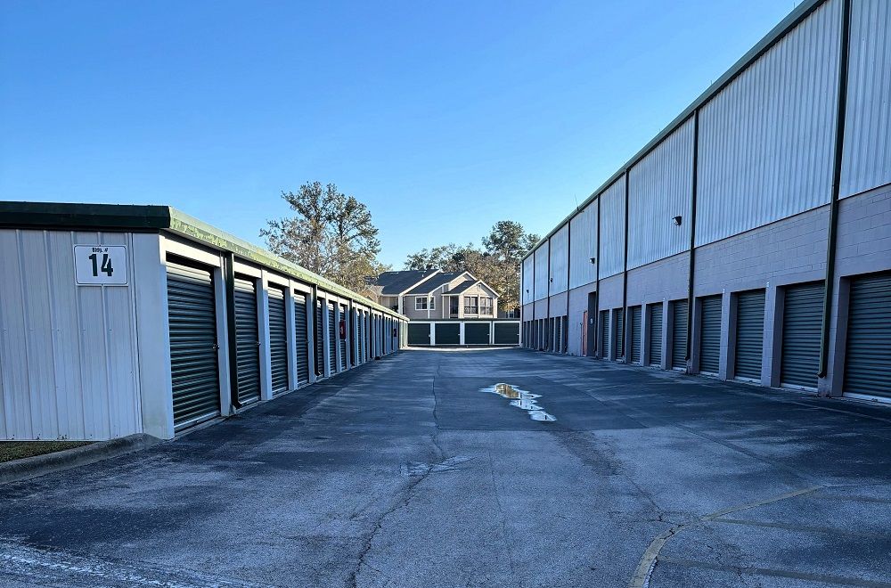 Extra Space Storage  1236 S Vineland Rd in Winter Garden, FL