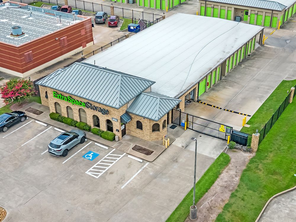 Extra Space Storage  9145 Jones Rd in Houston, TX