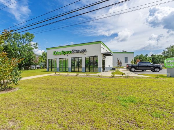 Extra Space Storage facility at 2540 W Tennessee St - Tallahassee, FL