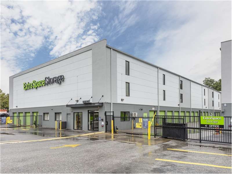 Extra Space Storage  10839 Georgia Ave in Silver Spring, MD