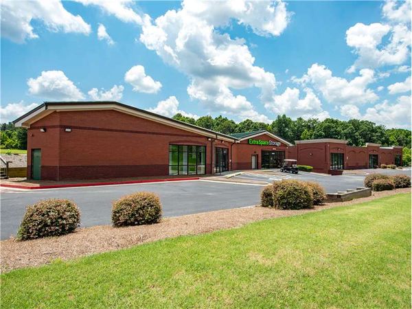 Extra Space Storage facility at 2050 Gravel Springs Rd - Buford, GA