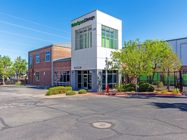 Extra Space Storage facility at 318 N Boulder Hwy - Henderson, NV