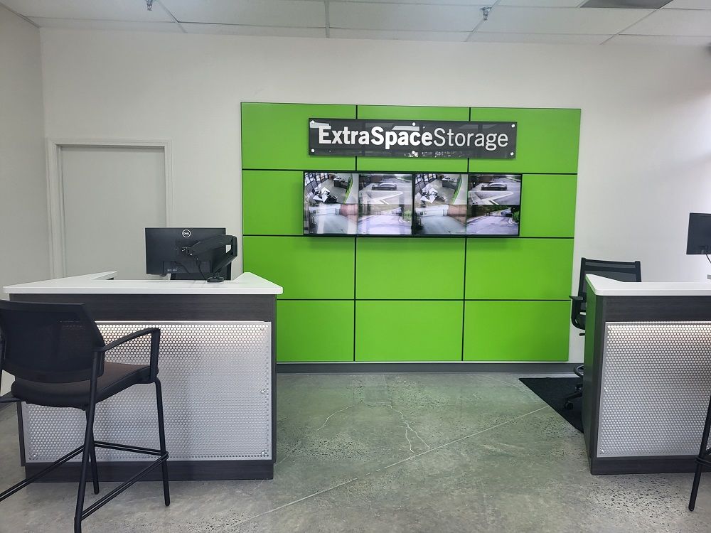 Extra Space Storage  2050 Gravel Springs Rd in Dacula, GA