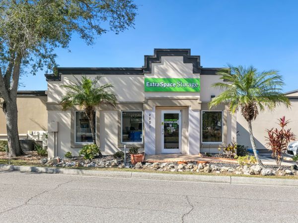 Extra Space Storage facility at 2201 Fruitville Rd - Sarasota, FL