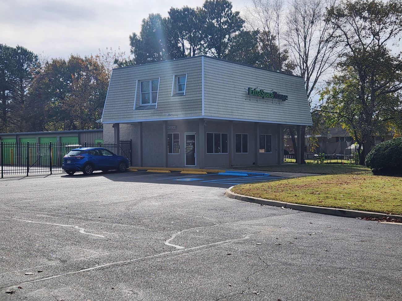 Extra Space Storage  1907 Campostella Rd in Chesapeake, VA