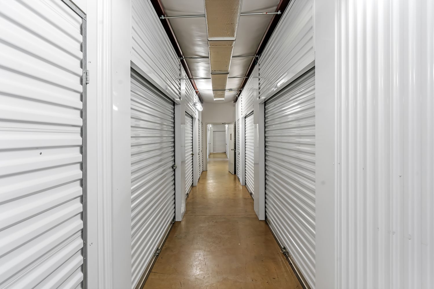 Extra Space Storage  4320 Little Rd in Arlington, TX