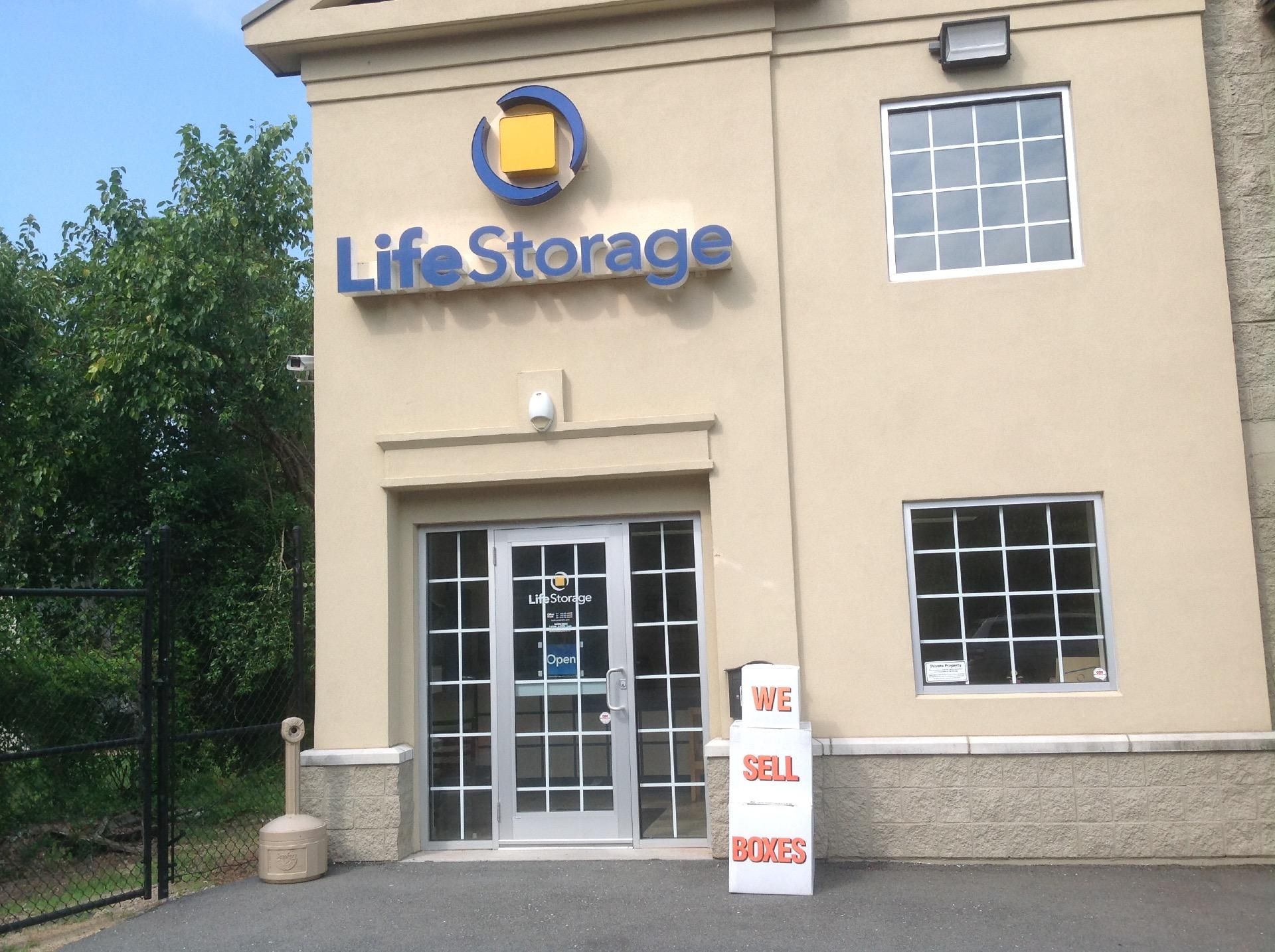 Extra Space Storage  2701 McNeil St in Raleigh, NC