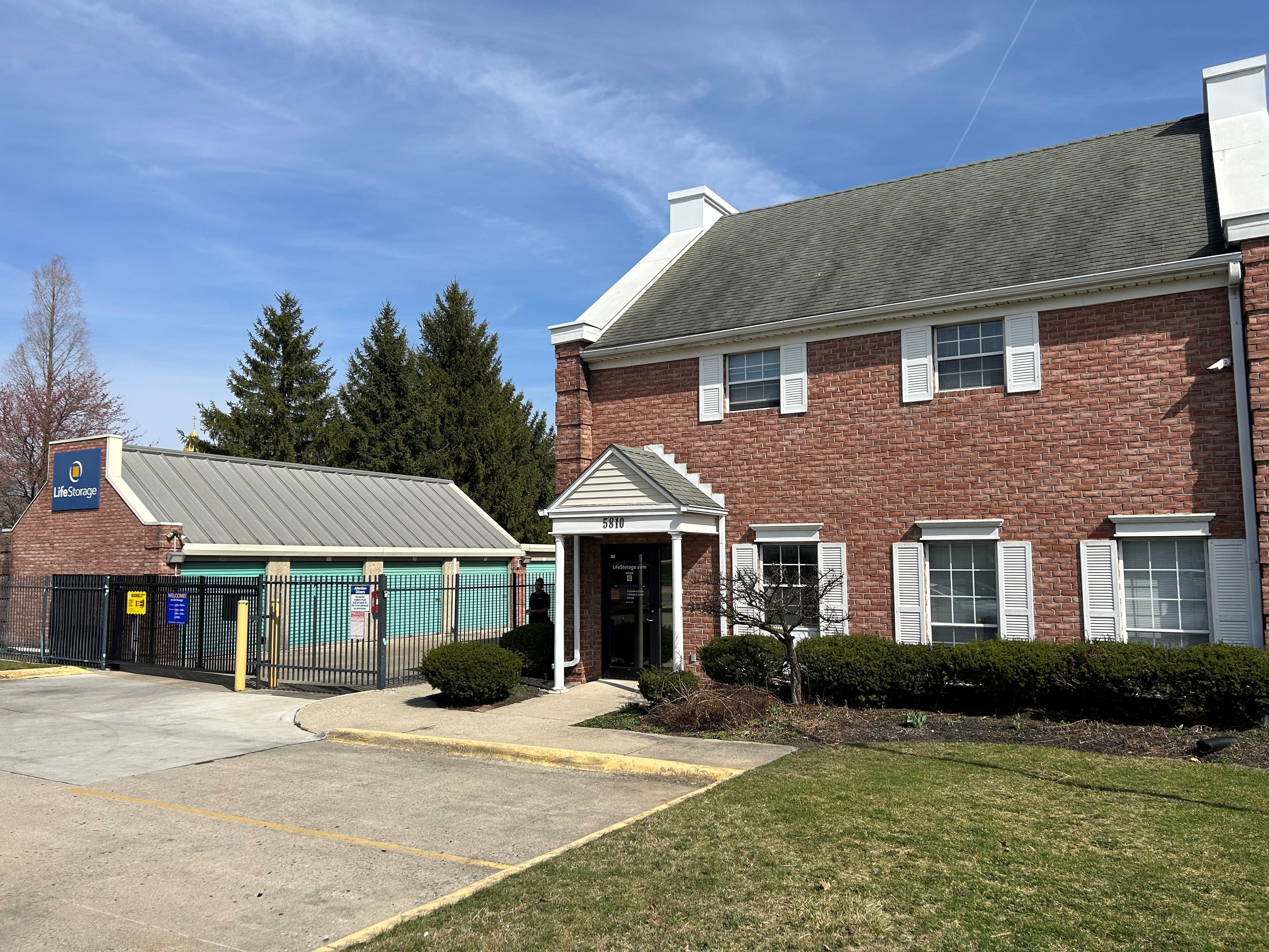 20×10 Garage in Columbus, OH 5810 Cleveland Ave Columbus, Ohio