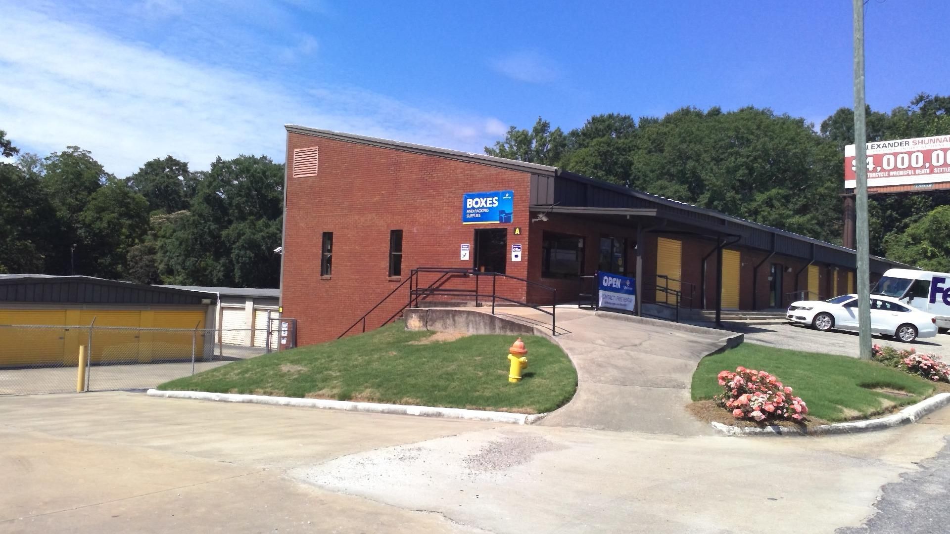 Extra Space Storage  2632 Spruce St in Montgomery, AL