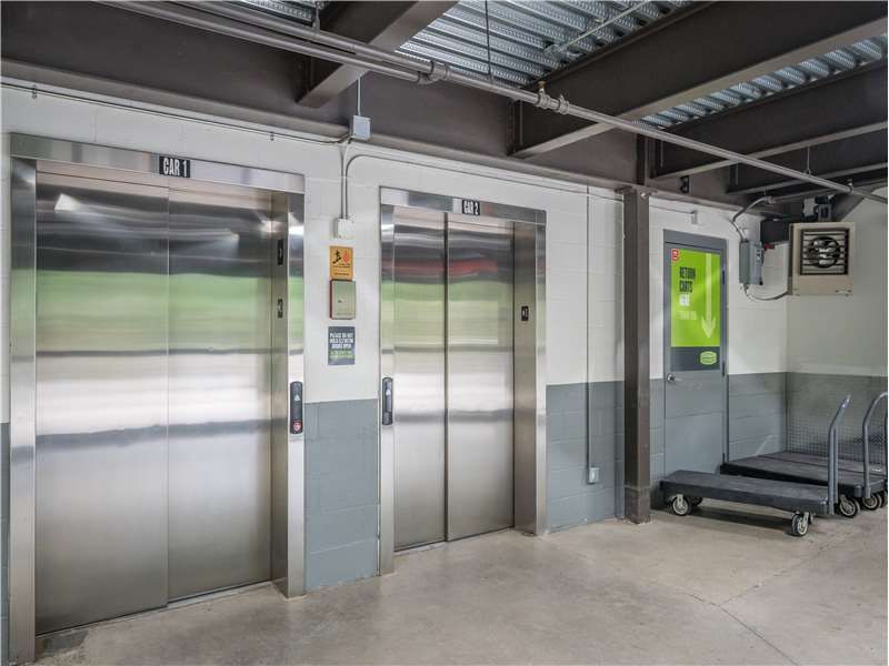 Extra Space Storage  2035 Powers Ferry Rd SE in Atlanta, GA