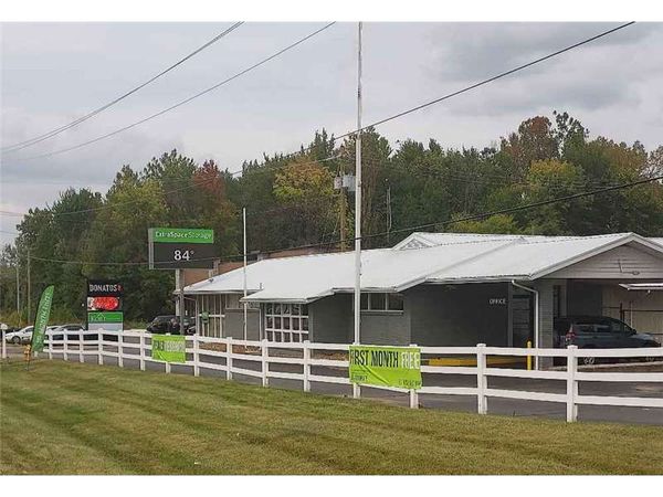 Extra Space Storage facility at 3425 New Hartford Rd - Owensboro, KY