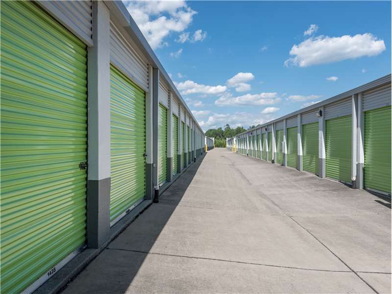 Extra Space Storage  8080 Steilen Dr in Florence, KY