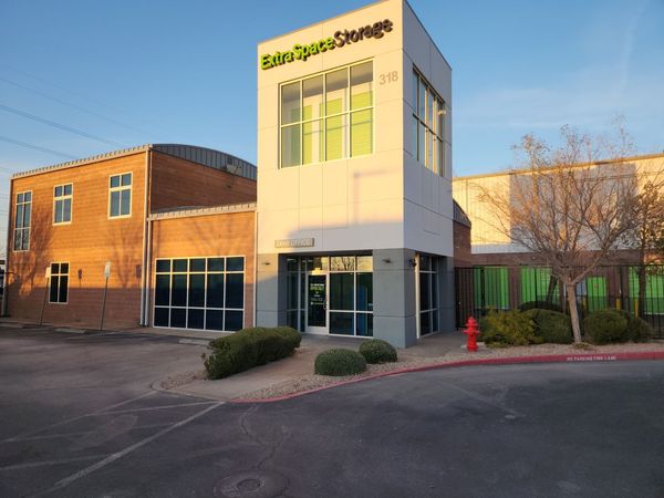 Extra Space Storage facility at 318 N Boulder Hwy - Henderson, NV