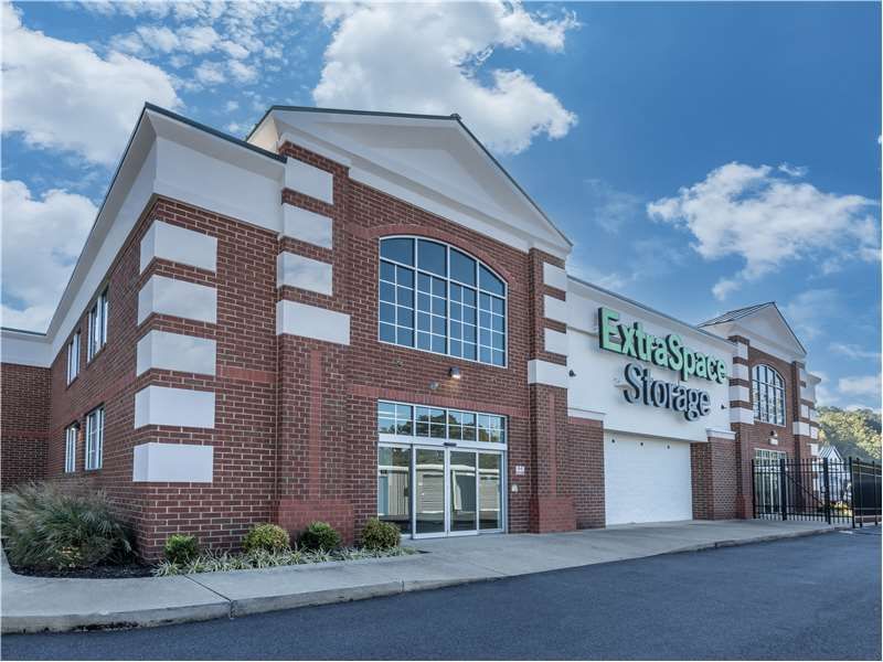 15×10 Self Storage Unit in Williamsburg, VA 451 Merrimac Trl Williamsburg, Virginia
