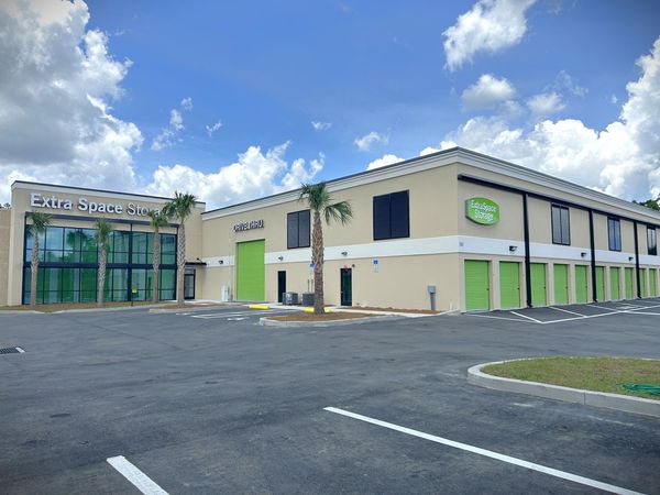 Extra Space Storage facility at 7111 NW 10th Pl - Gainesville, FL