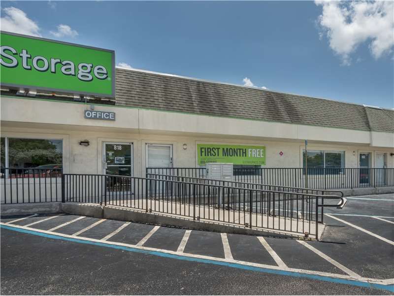 Extra Space Storage  818 NE 44th St in Fort Lauderdale, FL