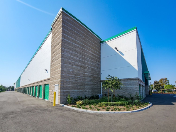Extra Space Storage facility at 2960 Warner Ave - Irvine, CA
