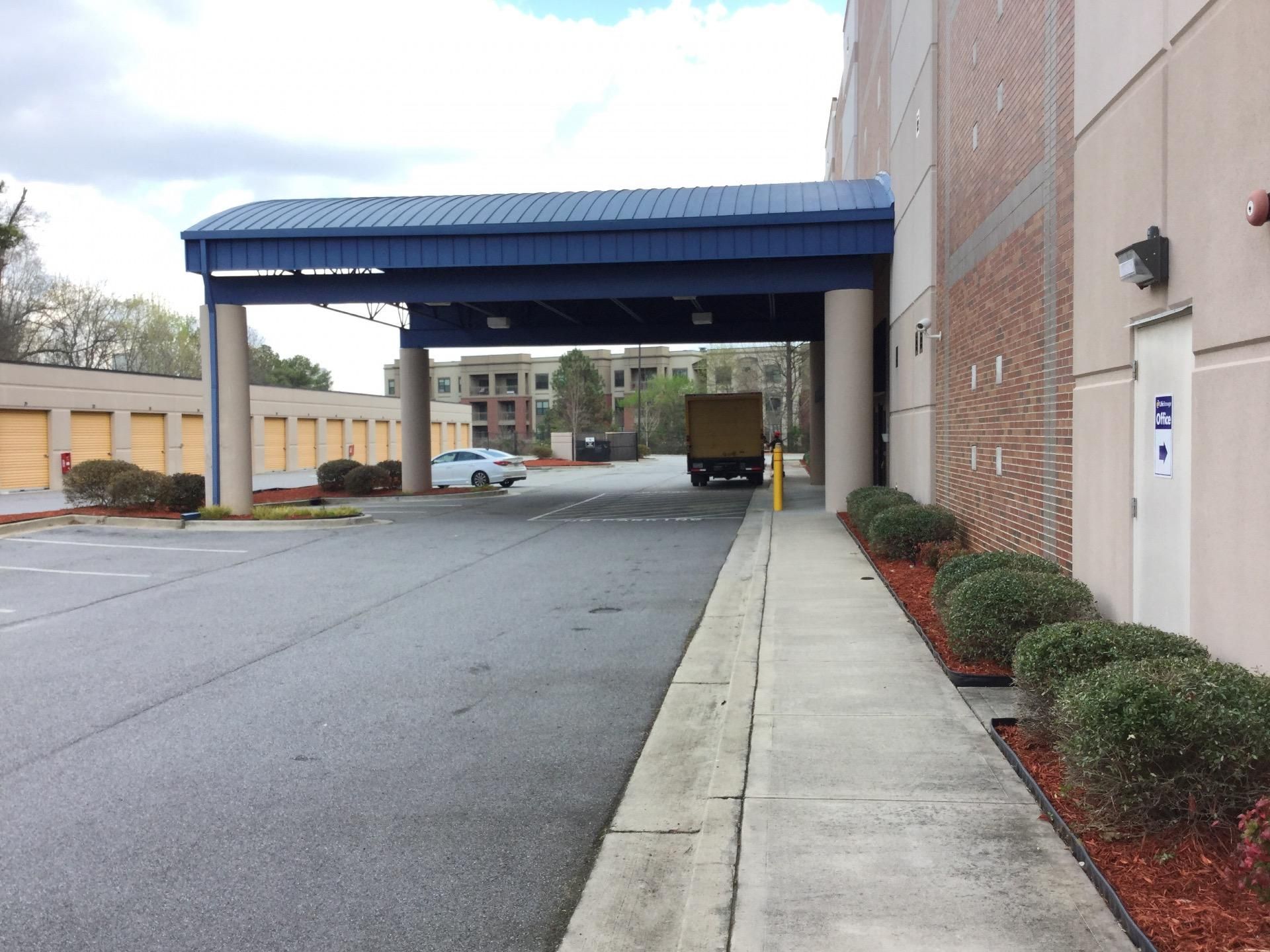 15×10 Self Storage Unit in Atlanta, GA 1890 Briarwood Rd NE Atlanta, Georgia 2