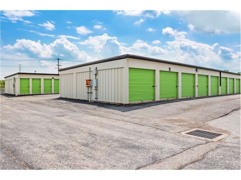 Extra Space Storage  1600 Woodson Rd in St Louis, MO