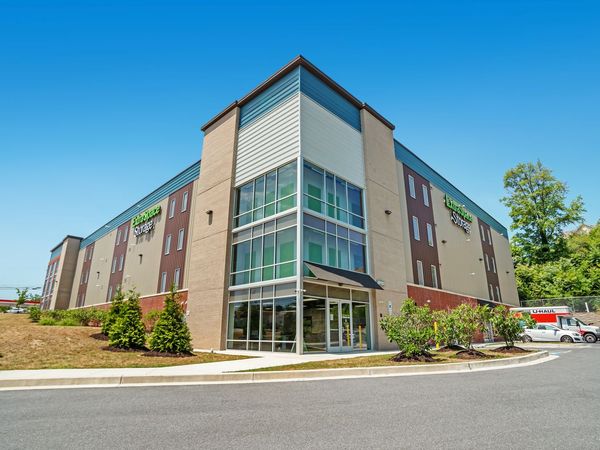 Extra Space Storage facility at 6300 Washington Blvd - Elkridge, MD