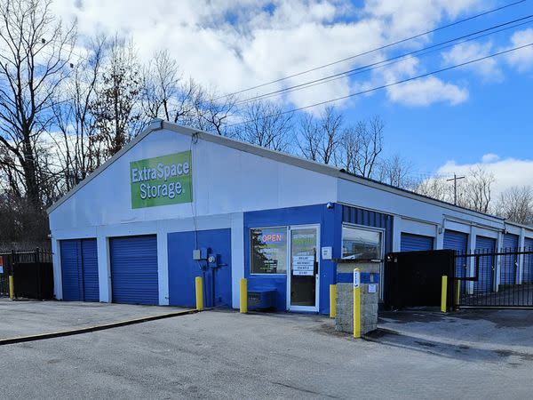 Cheap Storage Units in Delaware, OH (from $24) | Extra Space Storage