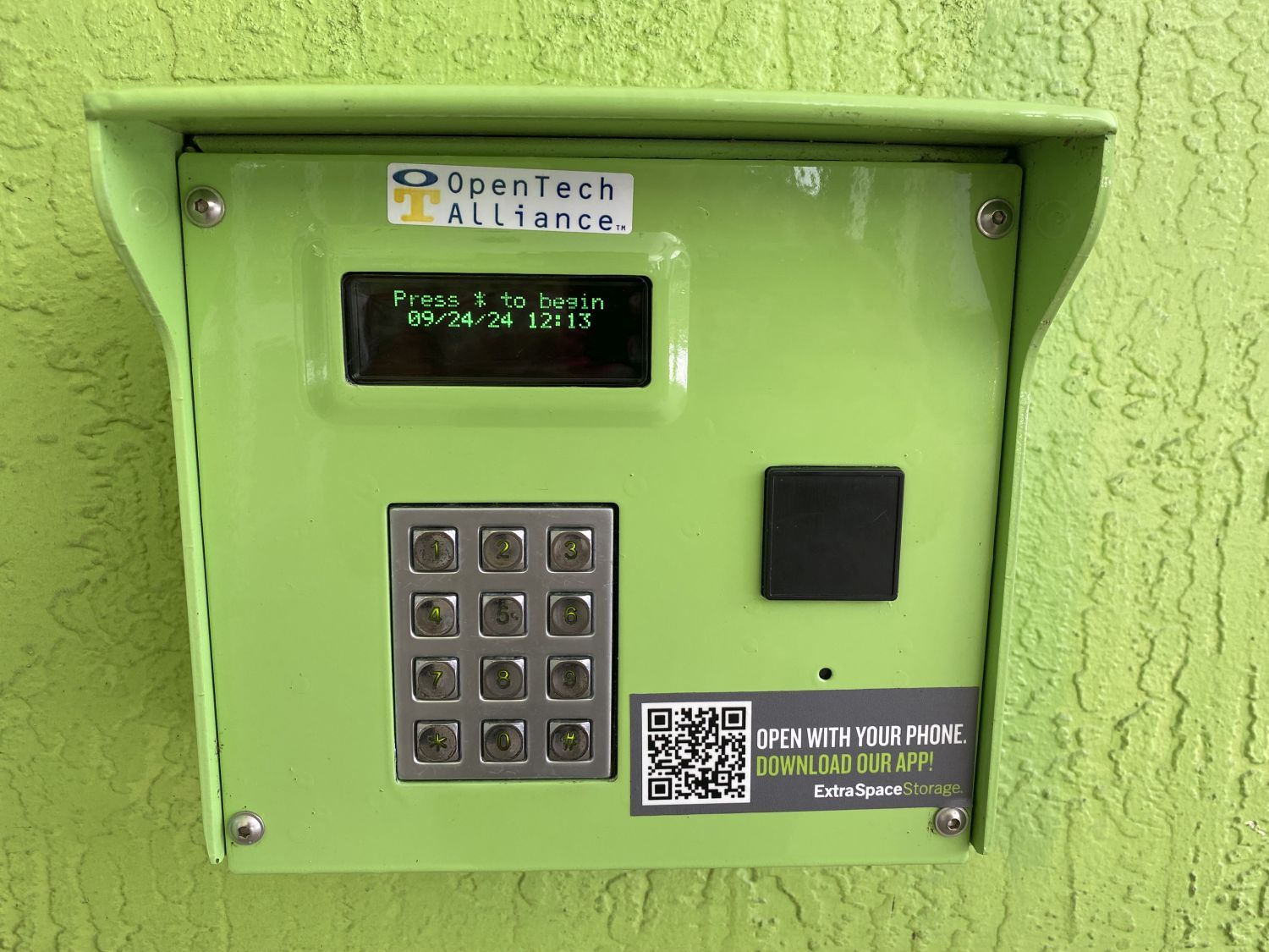 Extra Space Storage  16400 W State Rd 84 in Weston, FL