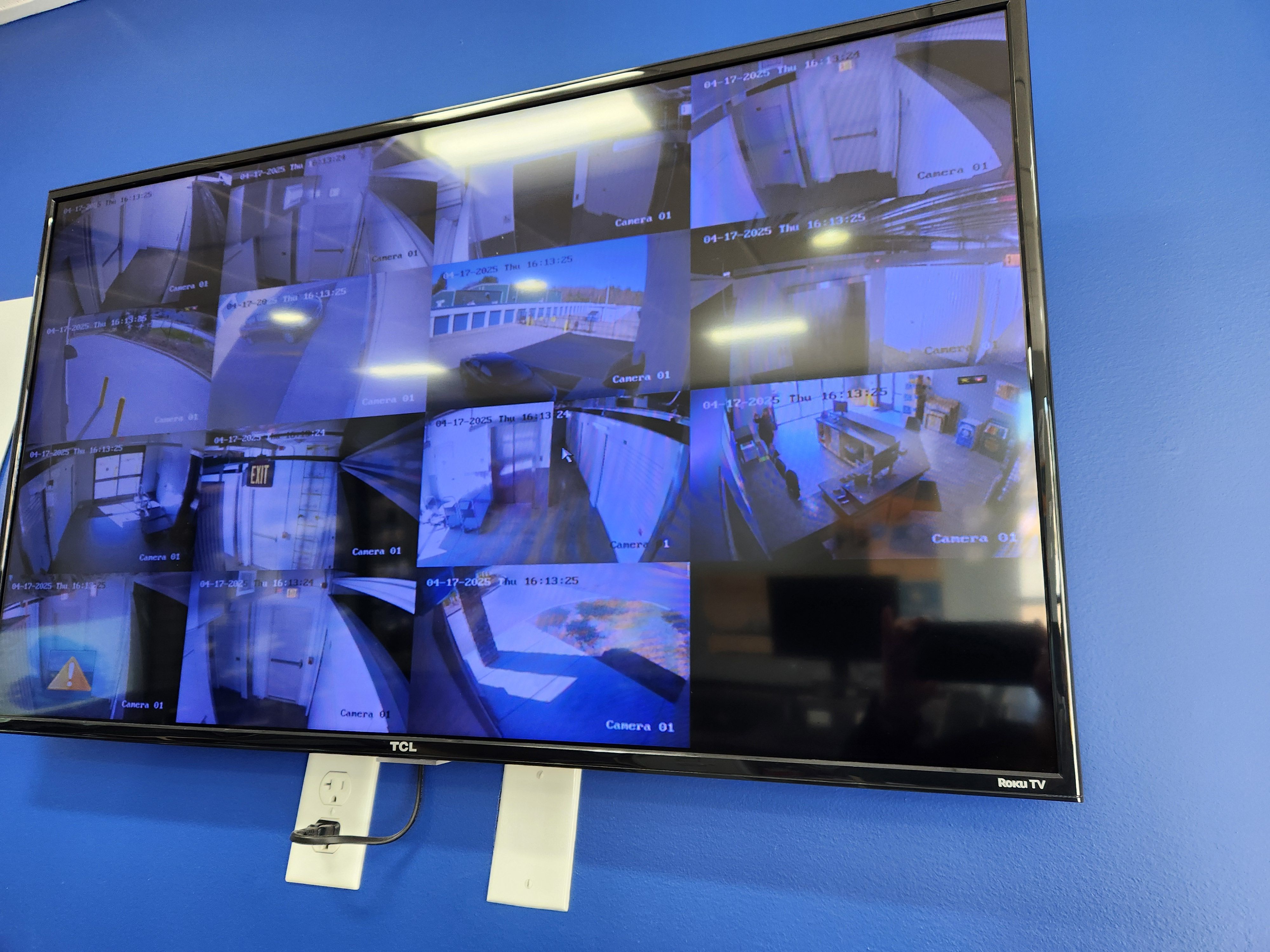 Extra Space Storage  90 Main St in Oxford, MA