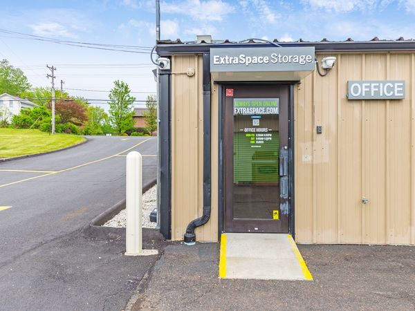 Extra Space Storage facility at 1395 South St - Suffield, CT