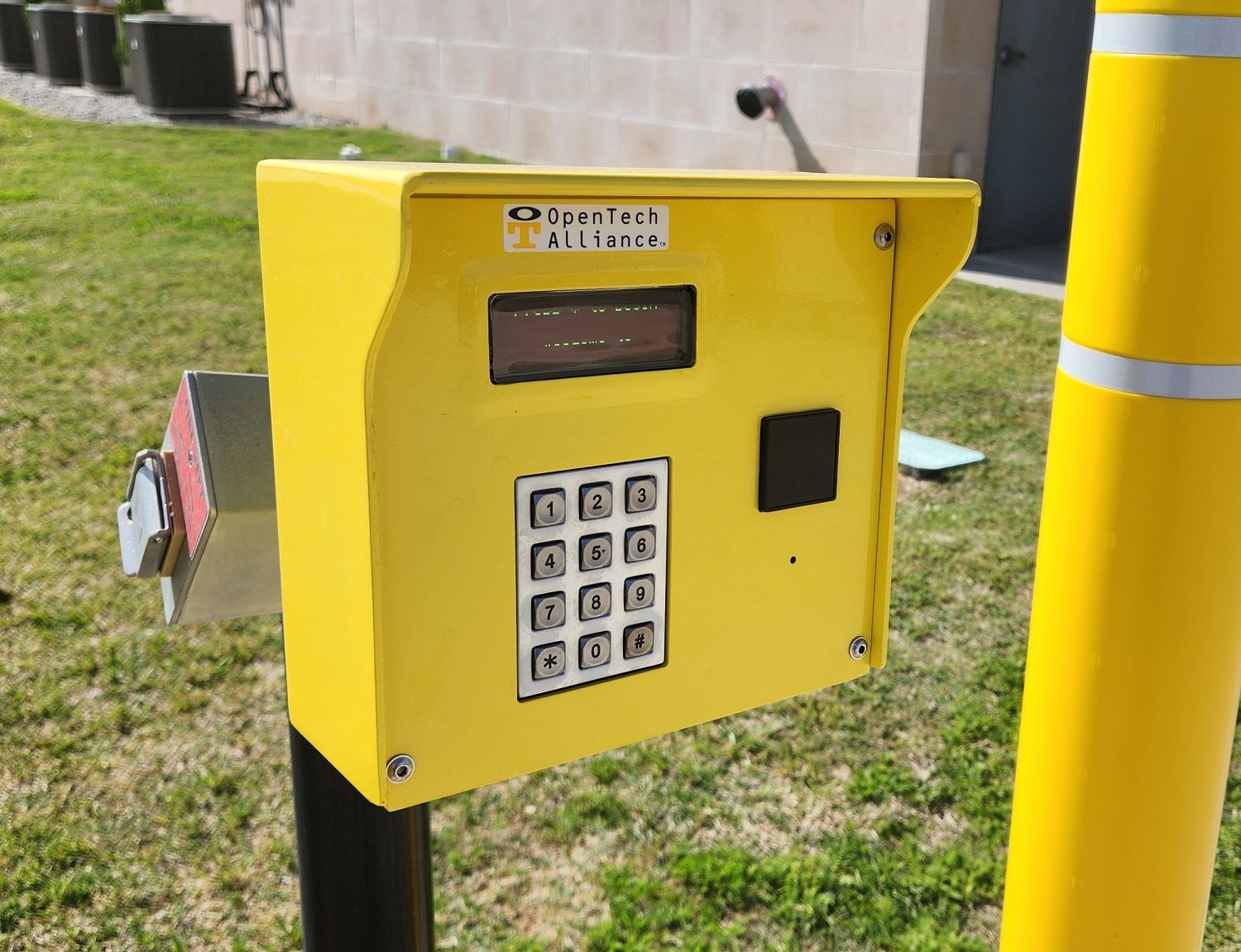 Extra Space Storage  2845 McDermott Rd in Plano, TX