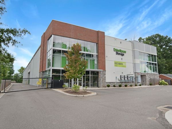 Extra Space Storage facility at 4017 Old Woodlawn St - Hopewell, VA