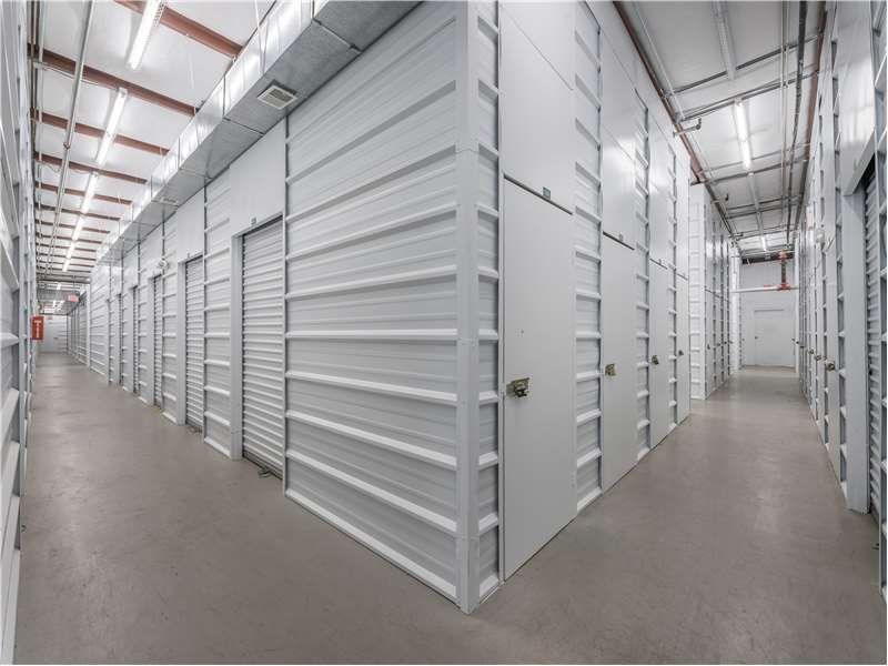 Extra Space Storage  2820 Hollywood Rd in Falls Church, VA