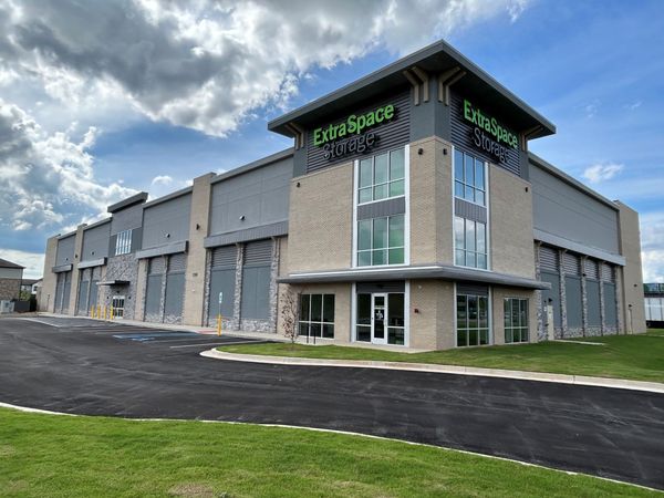 Extra Space Storage facility at 2180 National Blvd SW - Huntsville, AL