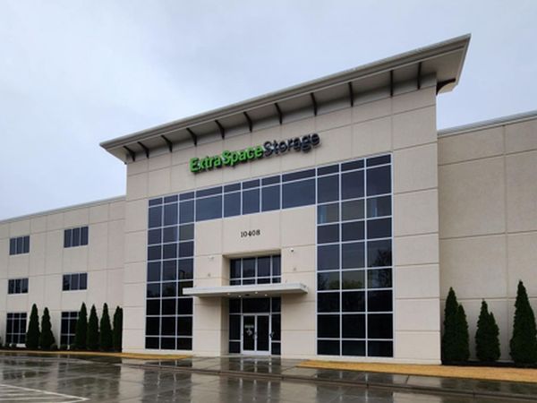Extra Space Storage facility at 10408 Bailey Rd - Cornelius, NC