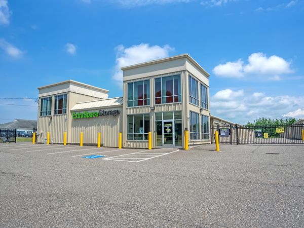 Extra Space Storage facility at 2350 Boston Rd - Wilbraham, MA