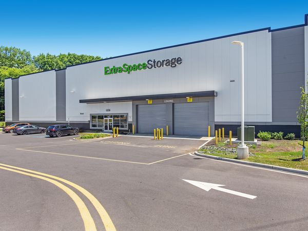 Extra Space Storage facility at 3030 Route 73 N - Maple Shade, NJ
