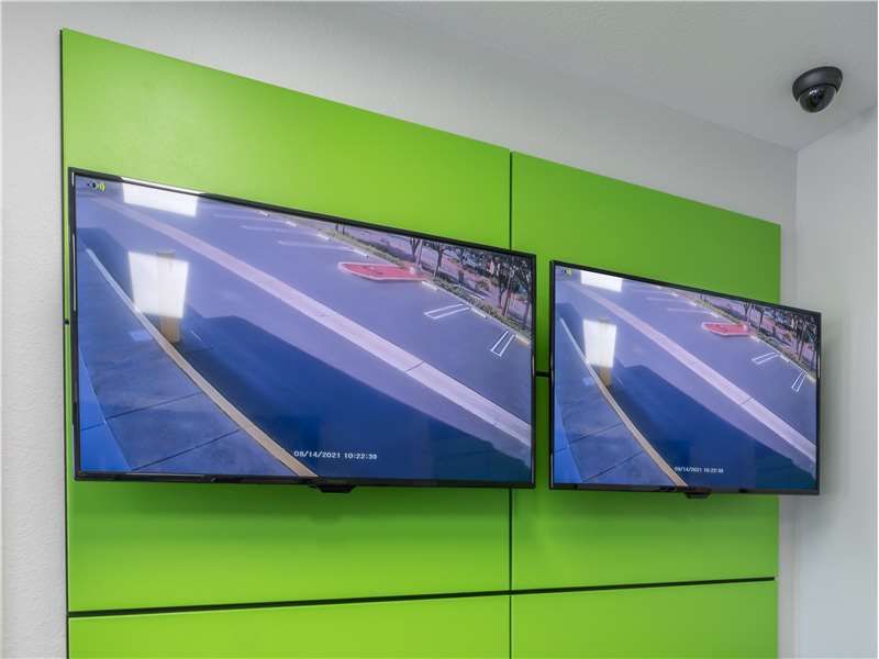 Extra Space Storage  9180 Alcosta Blvd in Dublin, CA