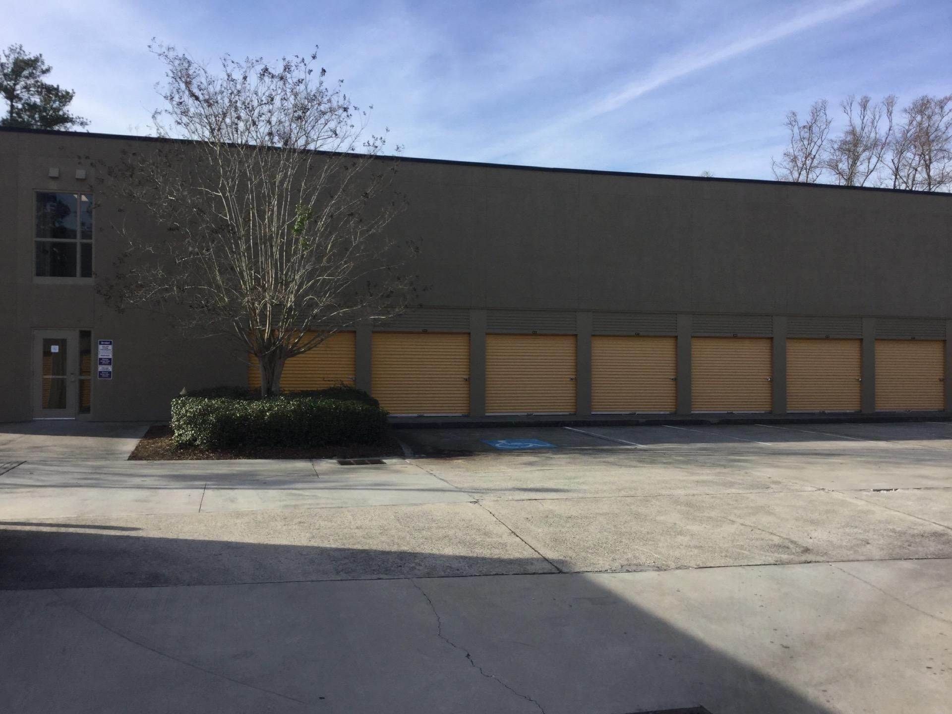Extra Space Storage  10901 Abercorn St in Savannah, GA