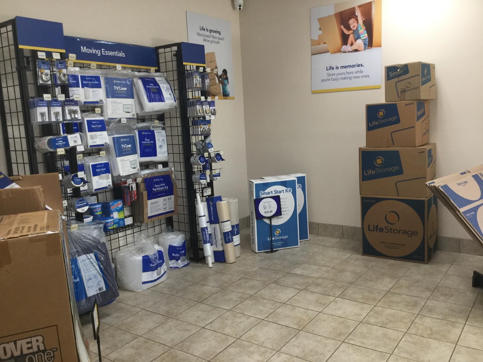 Extra Space Storage  1347 N Tamiami Trl in North Fort Myers, FL