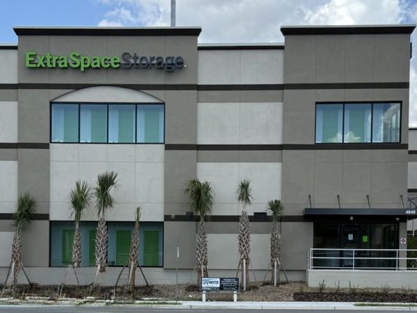 Extra Space Storage facility at 4848 E Busch Blvd - Tampa, FL